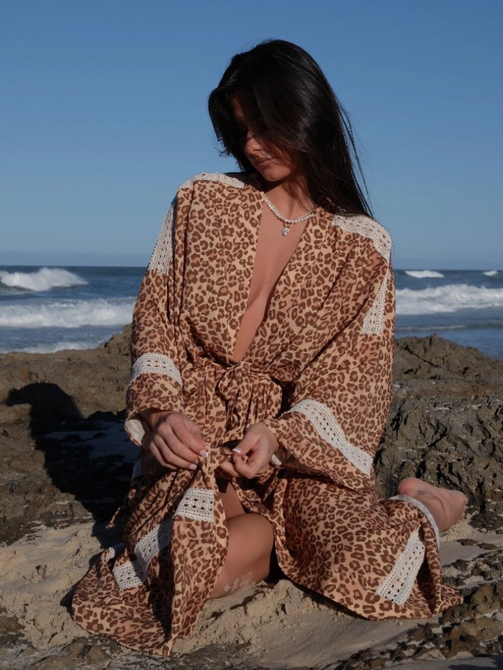 COVEN & CO ROBE - Picture 3 of 3